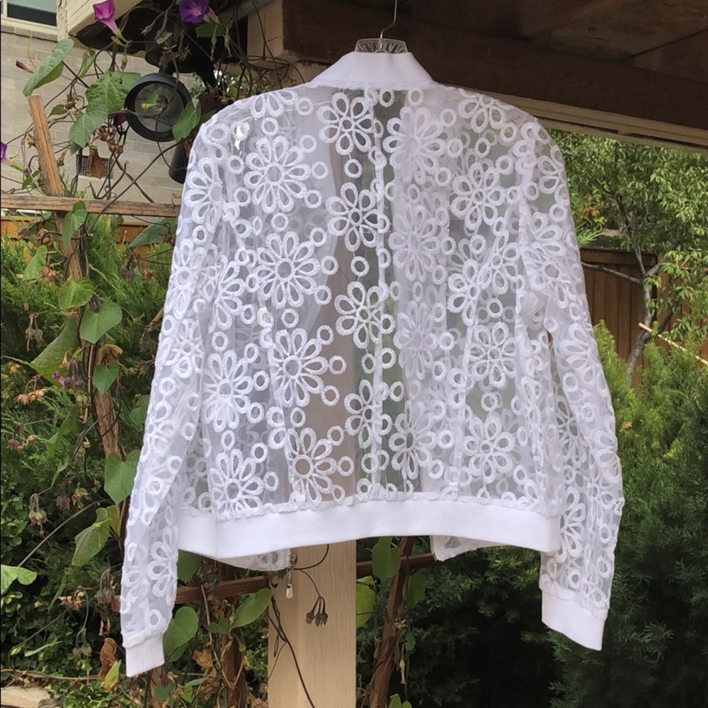 Fate Lace Jacket - Picture 2 of 3